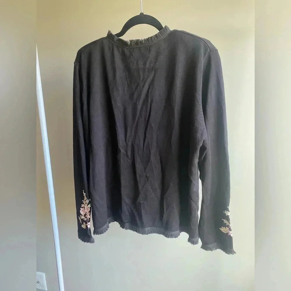 Vintage Dress Barn flower and fringe cardigan sweater - Picture 8 of 10